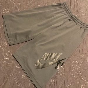 Nike SB shorts